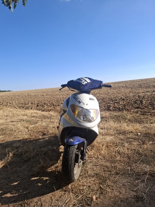 Скутер 50 кубика DAELIM