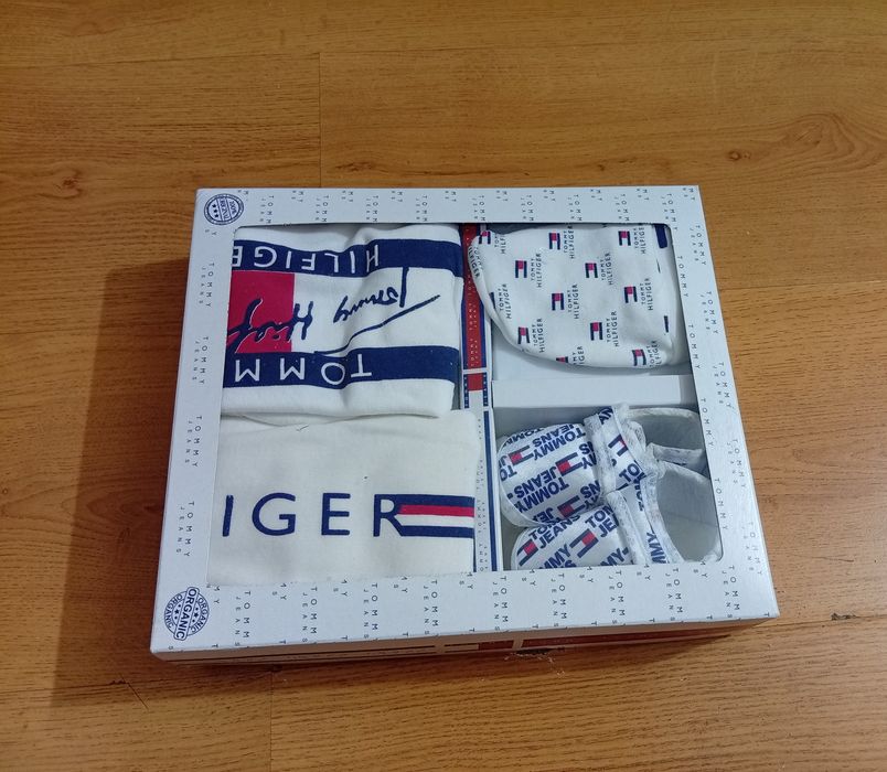 Seturi de bebeluși !