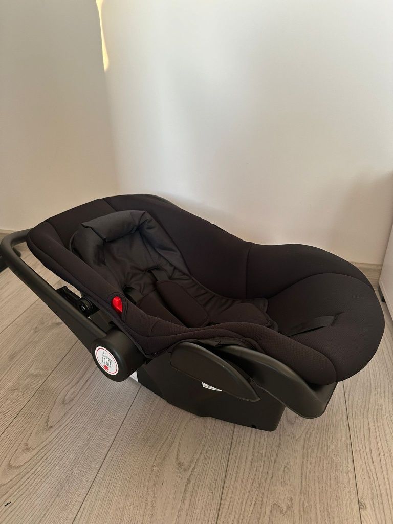 Carucior 3 in 1  Nou  Scoica