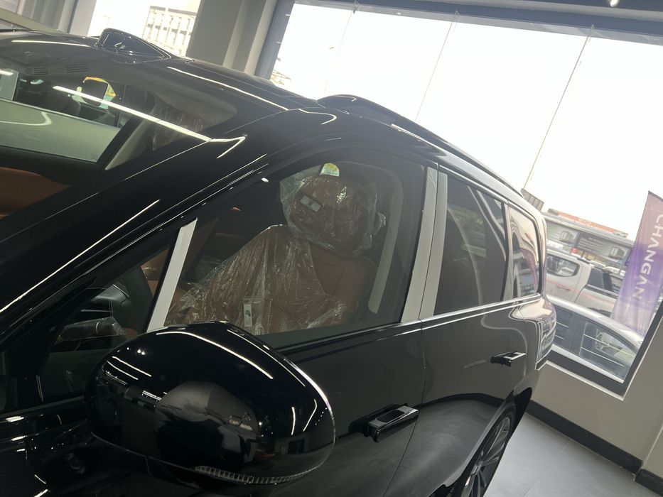 Leapmotor C16 keldi full electr dop positsion