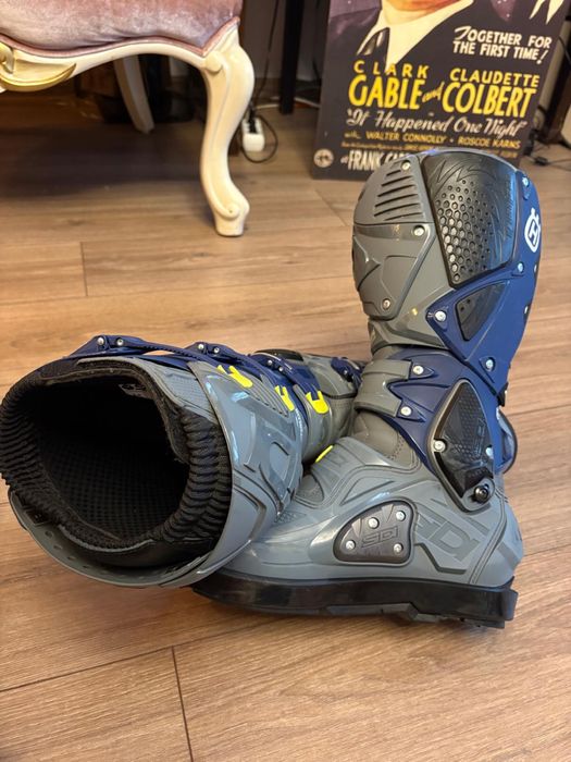 Cizme Enduro Moto Sidi Husqvarna Crosfire model 2024