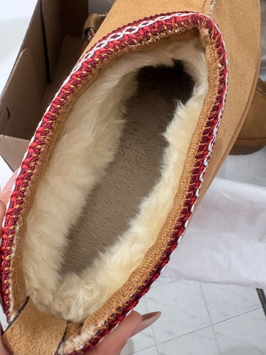 Обувки тип UGG, закупени от Trendyol