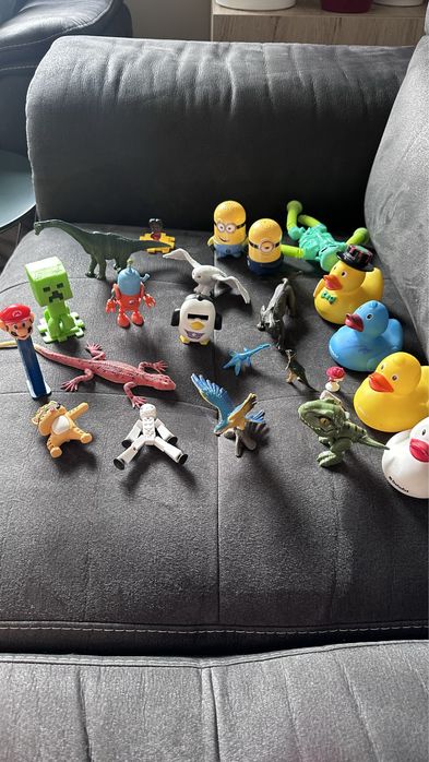 Различни играчки