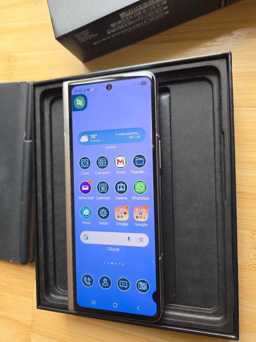 Samsung galaxy Z Fold 3