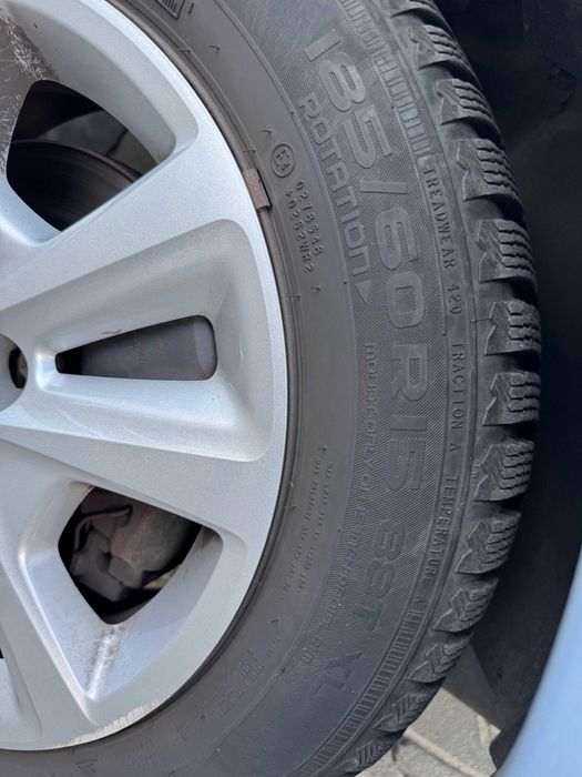 Set jante OPEL + anvelope iarna ca noi - Nokian WR D4 185/60/R15