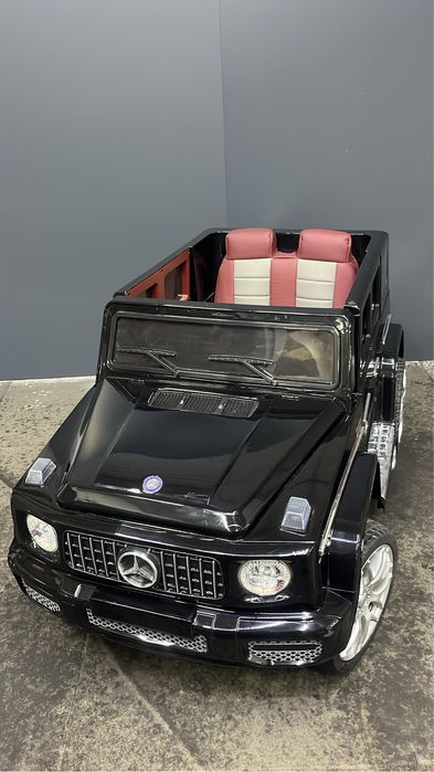 Детская машина новая mercedes