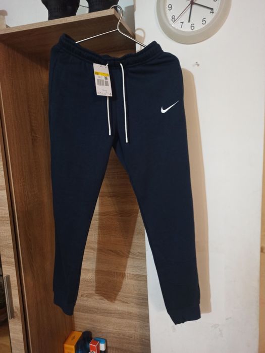 Pantaloni trening femei Nike
