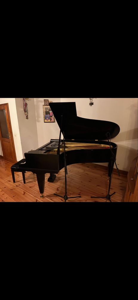 Домашен роял Grotrian Steinweg