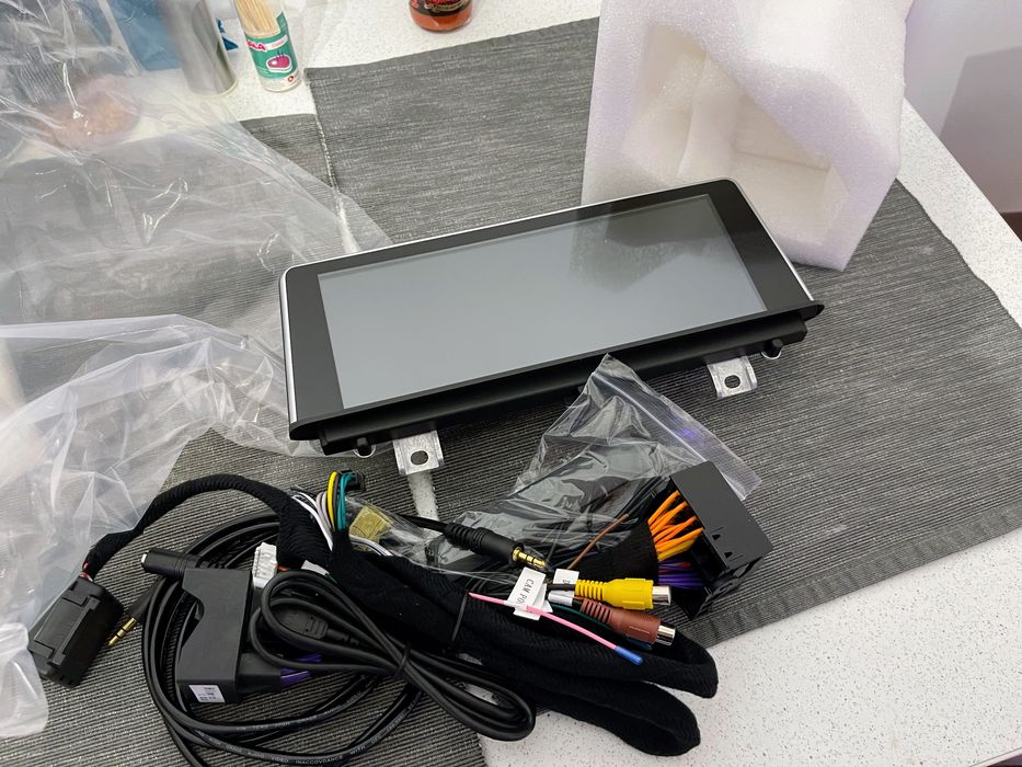 ANDREAM Ecran mare BMW seria 1, 3, 4 cu touchscreen, CarPlay și AA