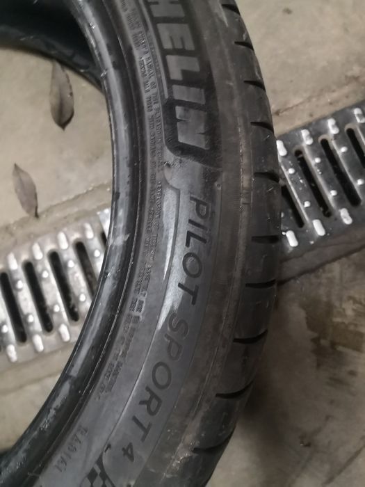 235 45 18 цола гума 1 брой дот 25 Michelin