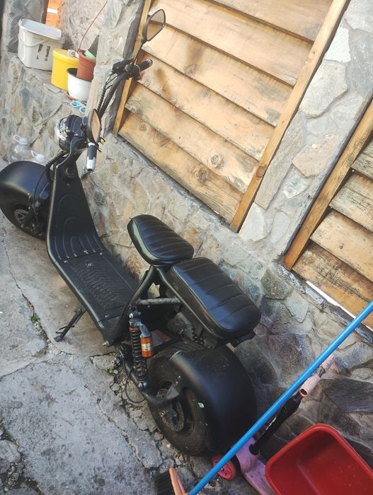 Vând scuter electric
