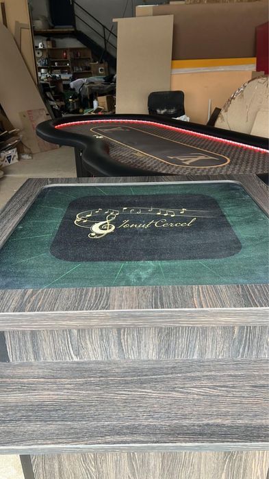 Masa de remi la comanda CustomTables.eu cu LOGO tau stoc