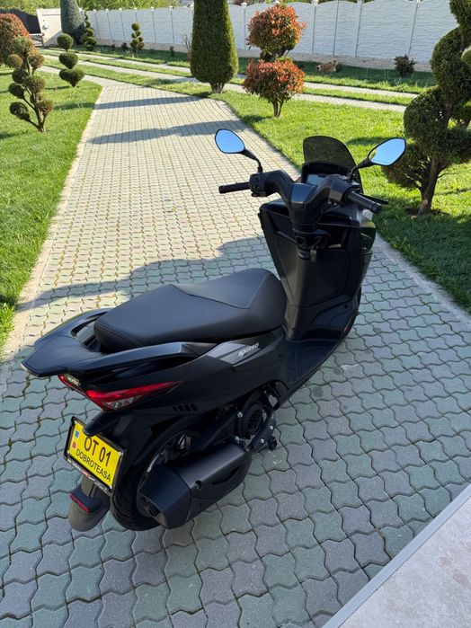 Scuter Aprilia SXR 50