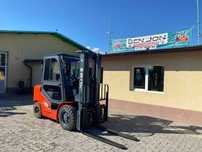 Motostivuitor Heli 3.5 tone diesel triplex cu cabina inchisa