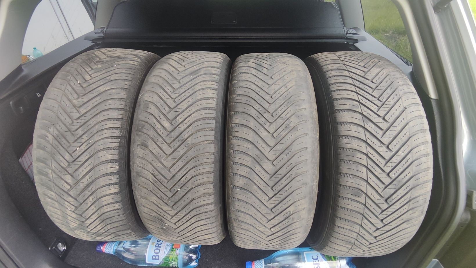 4 cauciucuri Hankook 205/55 R 16 de iarna preț 50 lei bucata ,detalii