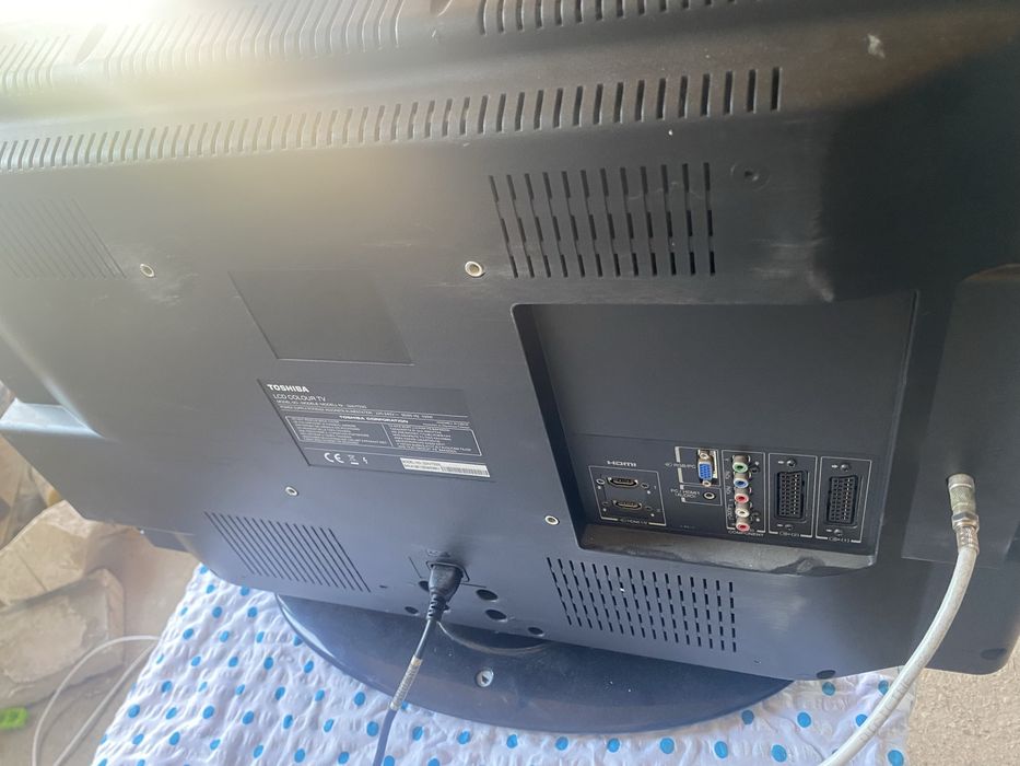 Televizor toshiba 80cm(Nu este Smart)