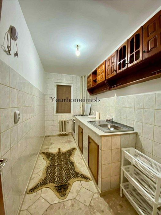 Inchiriez apartament