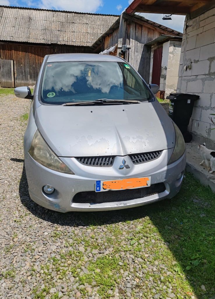 Mitsubishi Grandis 2.0