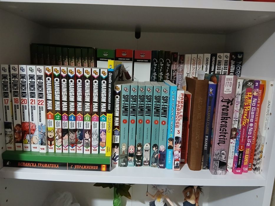 различни манга заглавия