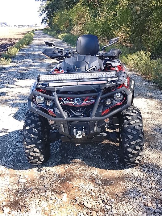 Vând ATV can am 650 an 2021