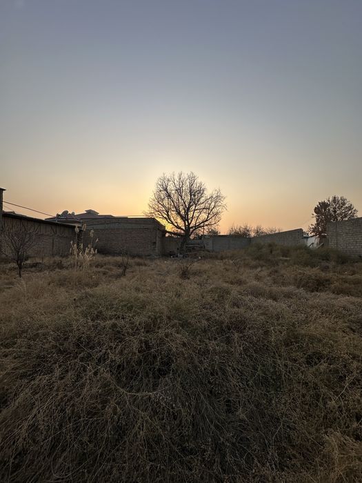 Продаю землю 20,5 соток в Кибрае(Дурмон)