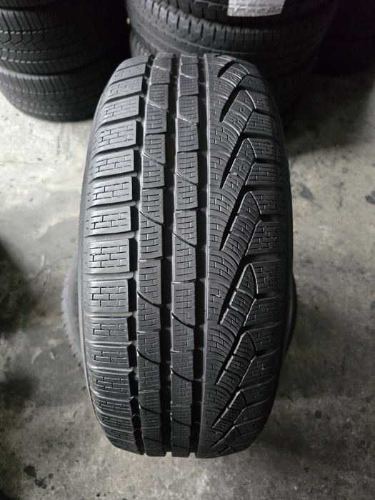 Pirelli 225/55 R17 97H MS iarnă