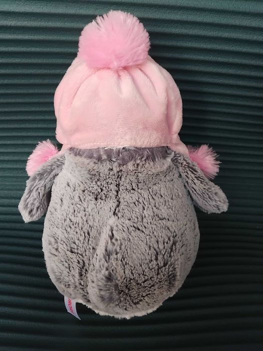 Пингвинче с шапка - Оригинална играчка Aurora