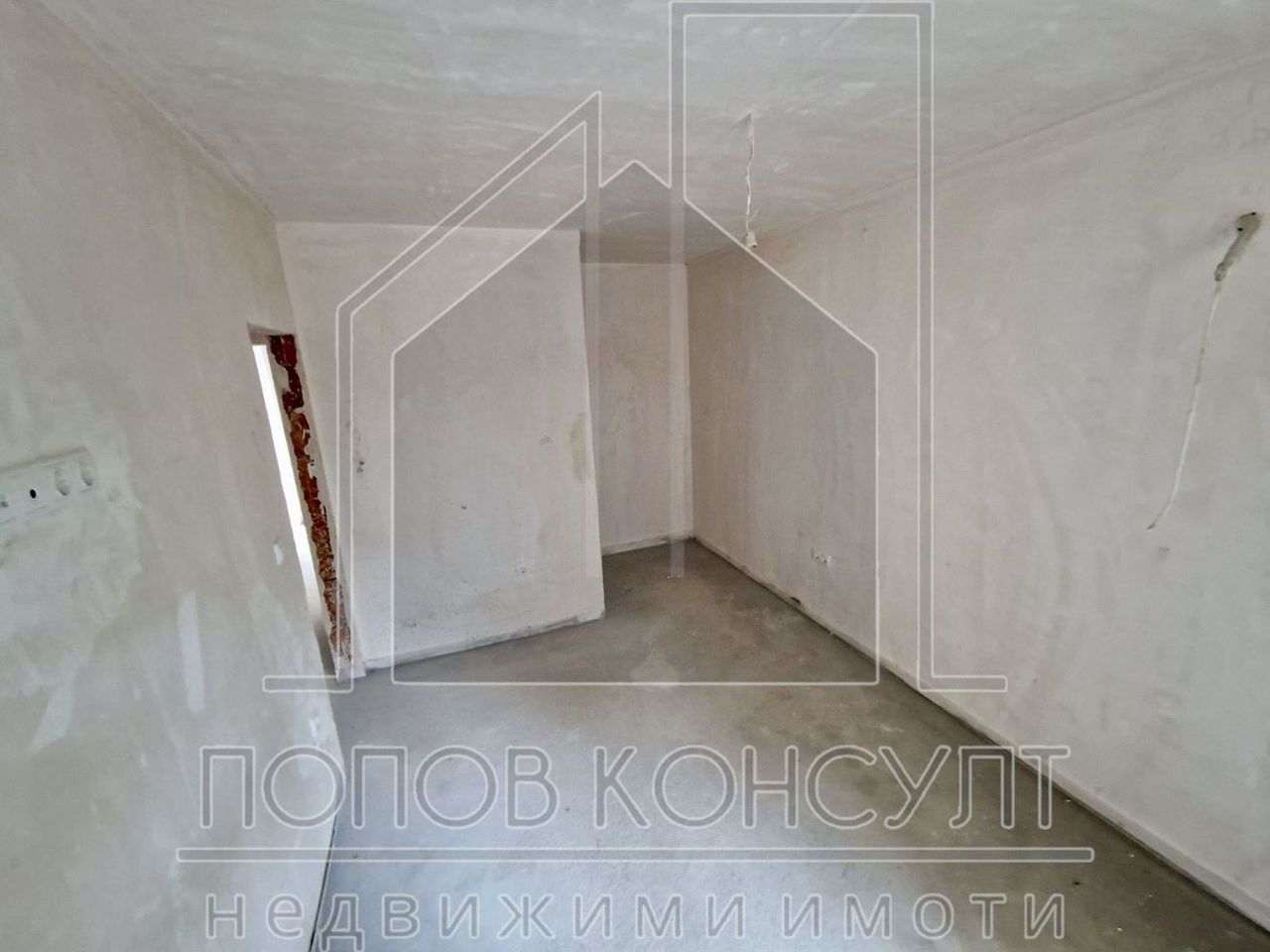 Продава се Тристаен апартамент в Пловдив, Мараша - 88 кв.м за 1950 €/кв.м - Снимка #2
