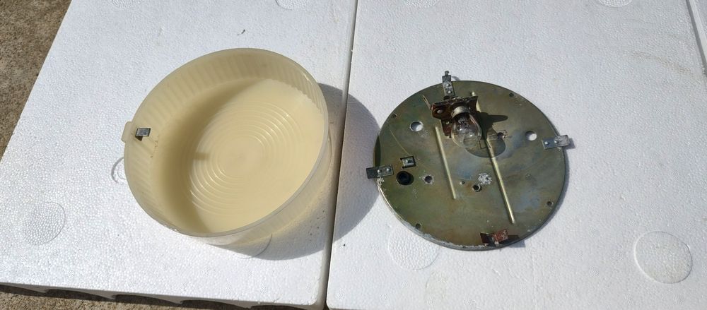 Lampa plafon TV/Teveu