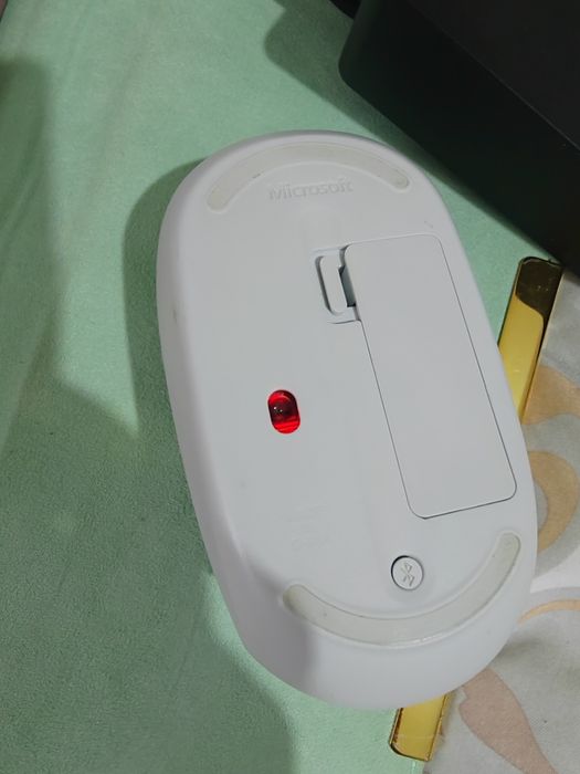 Laptop Huawei MateBook 13 WT-W09 i5 / 8GB / SSD / mouse + husă