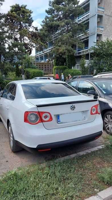 Eleron pentru portbagaj Volkswagen Jetta Mk5