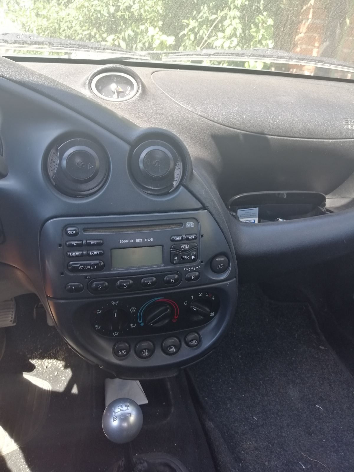 Ford Streetka 1.6