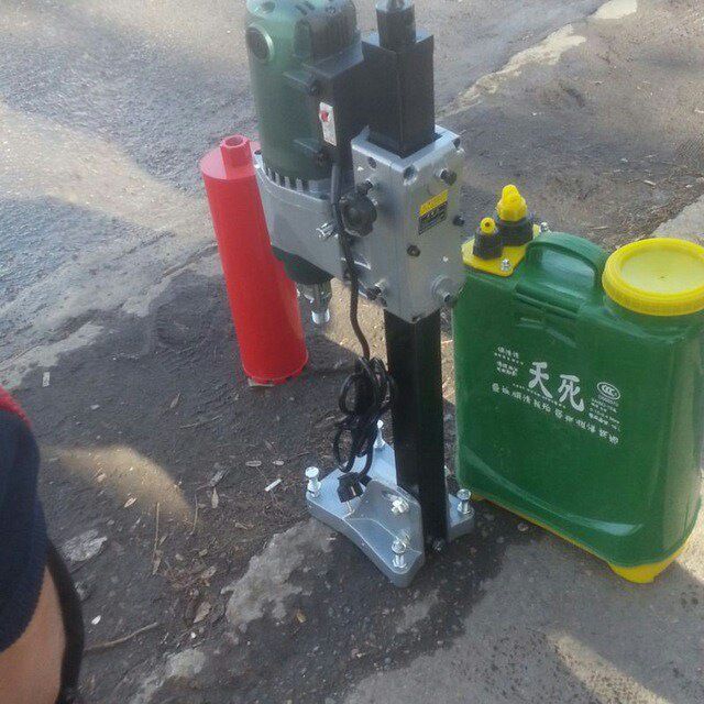 Almazniy bur beton teshish xizmati