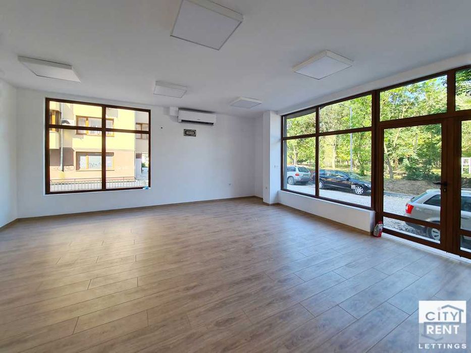 Дава се под наем Магазин в Велико Търново, Център - 52 кв.м за 510 € - Снимка #1