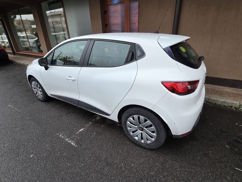 Vand masina Renault Clio 4