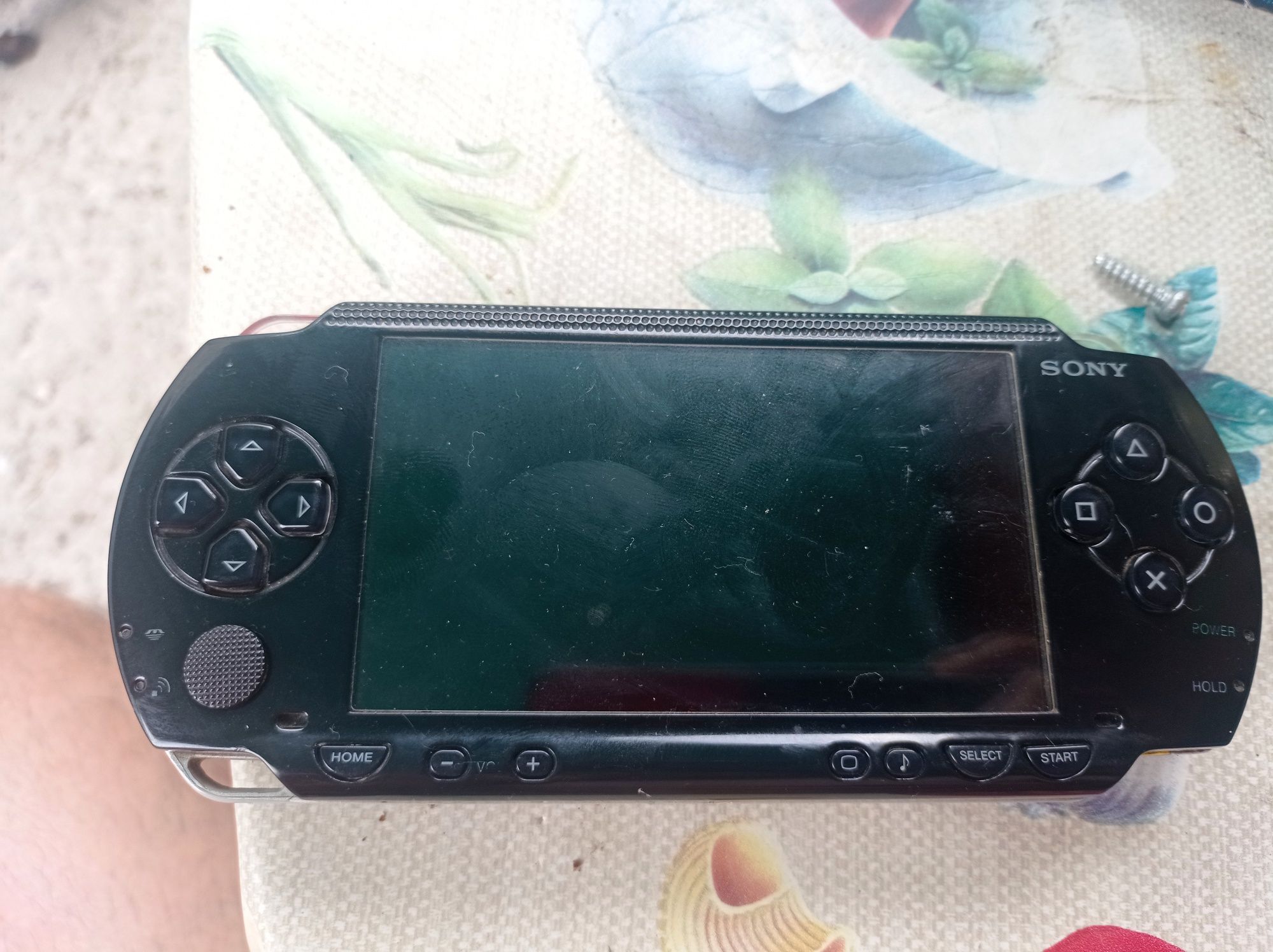 Продам PSP модель 1004