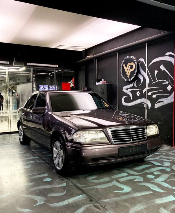 Mercedes Benz W202 C200