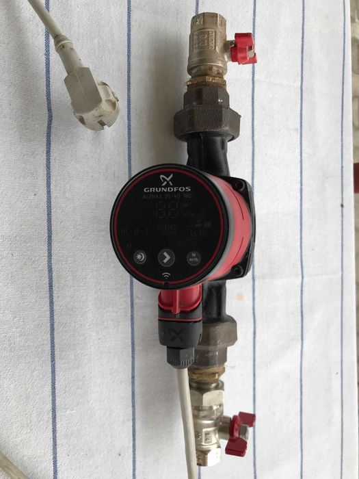 Pompa de circulatie Grundfos Alpha 3