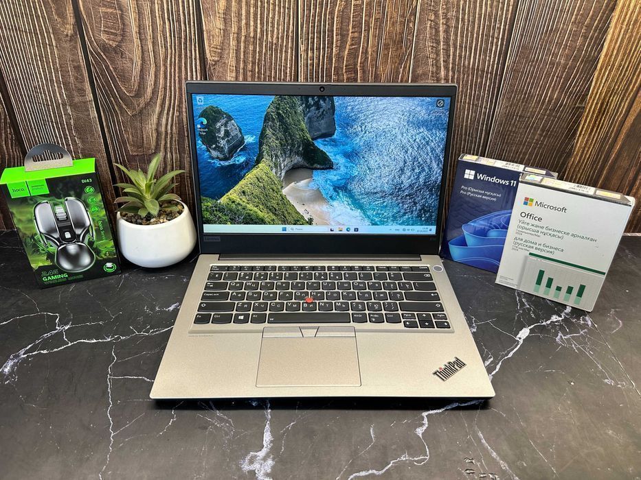 Ноутбук Lenovo ThinkPad E14 /Core i5-10210U/8GB/256GB/UHD Graphics