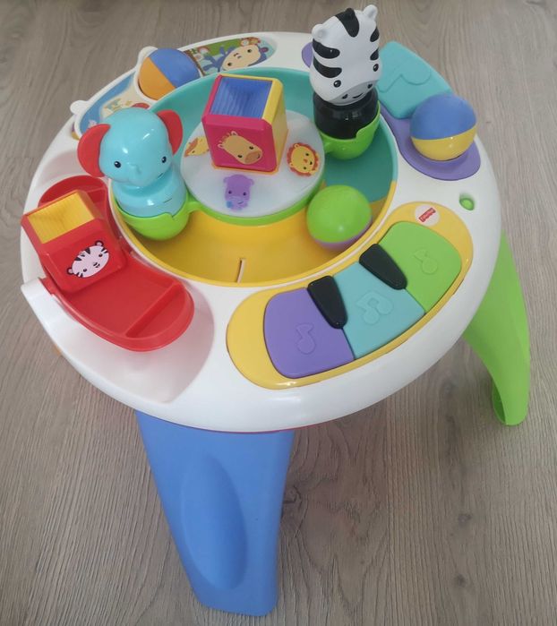 Музикална маса Fisher Price