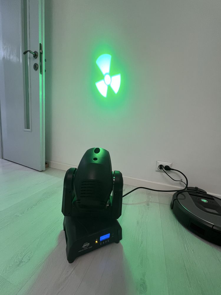 Moving Head Led Adj Focus Spot 2 lumini dj band