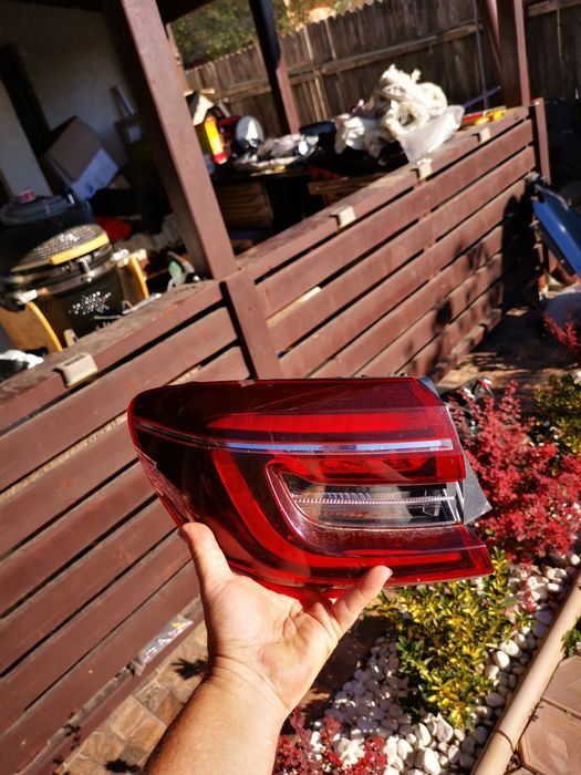 Stop stanga pe aripa Renault Clio 5 2020/2021/2022/2023