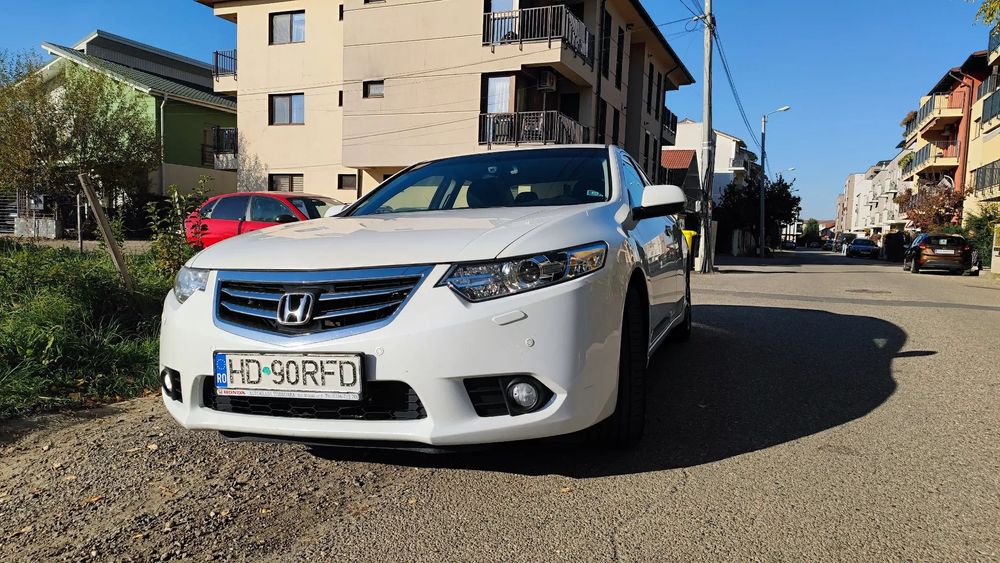 Honda Accord Honda Accord 2014 Lifestyle 2.2 i-DTEC