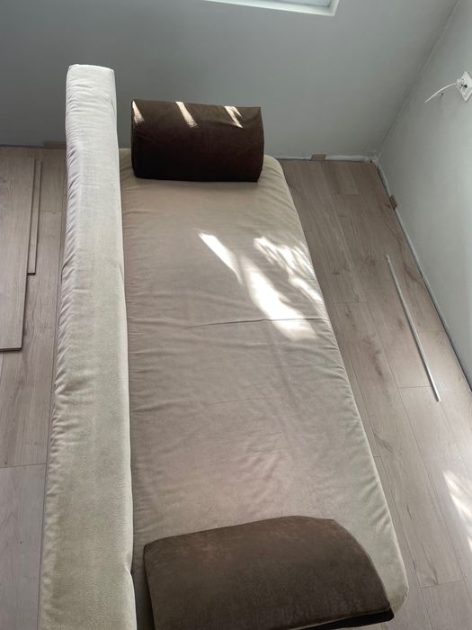 Диван с функция за сън