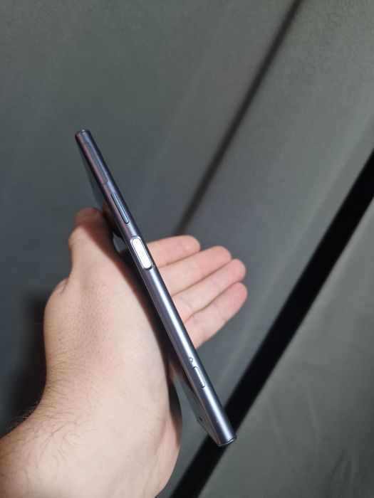 Sony Xperia XZ1 64gb/4gb ram