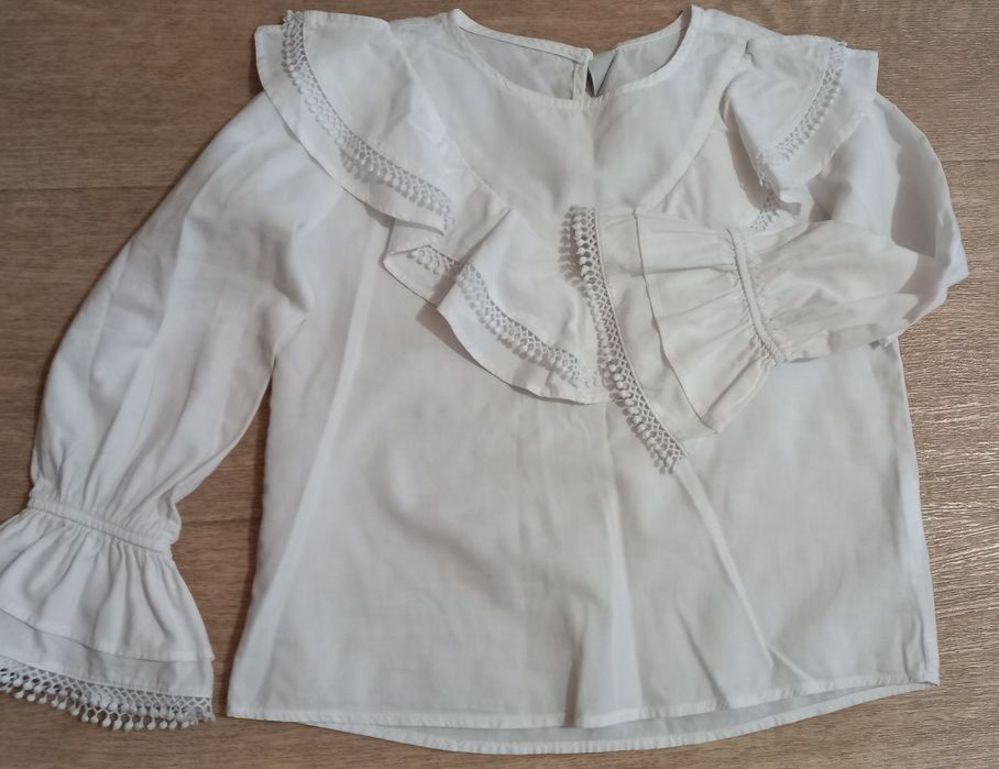 Школьная  блузка,  брюки