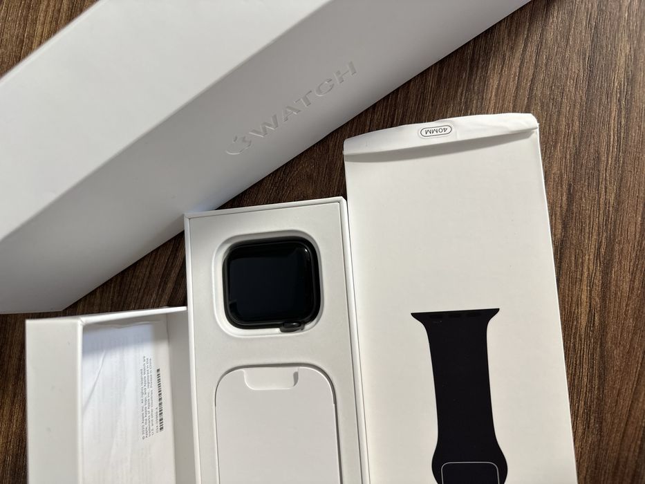 APPLE WATCH 6, 40 mm