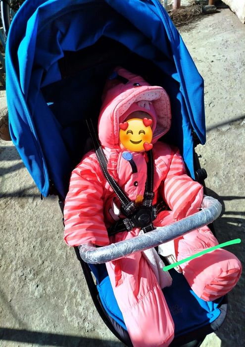 Продам комбинезон демисезон. Рост 74-80. На девочку.