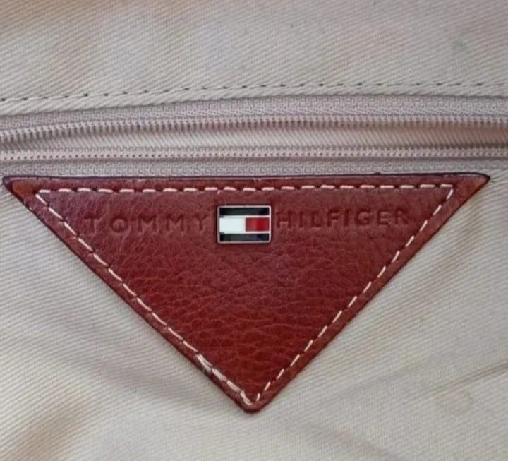 Geanta Tommy Hilfiger