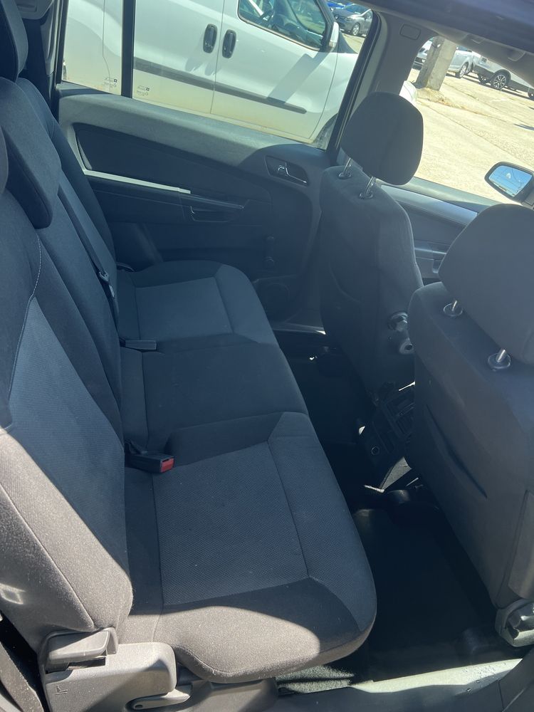 Opel zafira 1.6 benzina 7 locuri